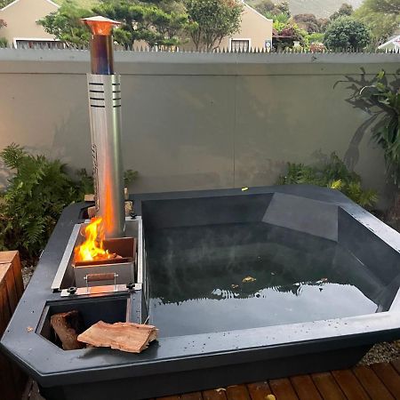 赫曼努斯Seven On Flora- Hot Tub, Modern With Amazing Outside Area别墅 外观 照片